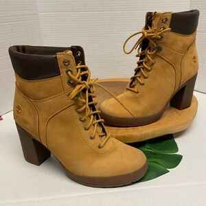 Timberland Heeled Wheat Leather Boots Y2K Jenny from the block